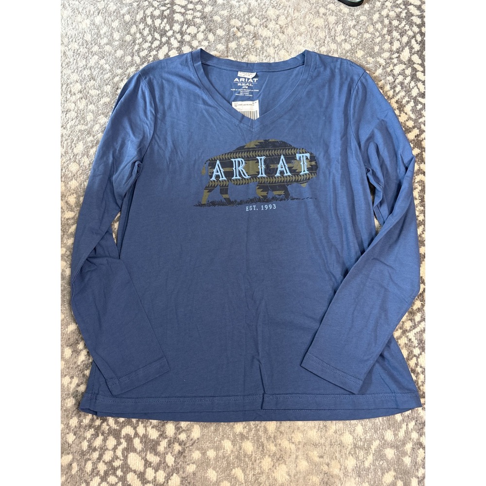 Ariat Real Womens V-Neck Long Sleeve Buffalo Graphic Tee True Navy 10041336 M